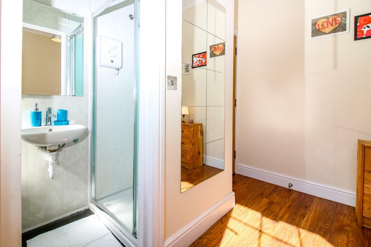 Private En-Suite Room @ Liverpool Street, Brick Ln Londres Exterior foto